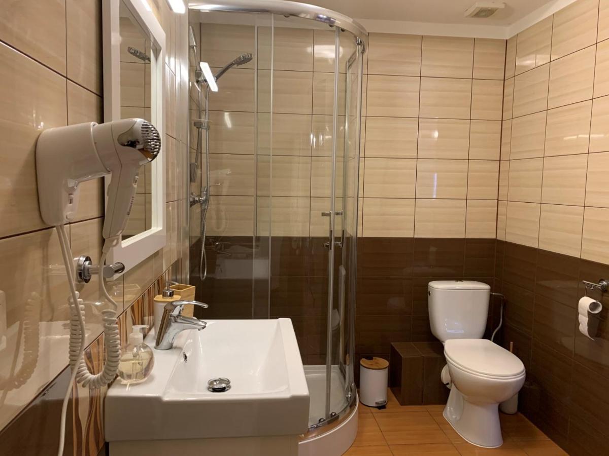 Apartment 4 I 45 W Willi Jozefina