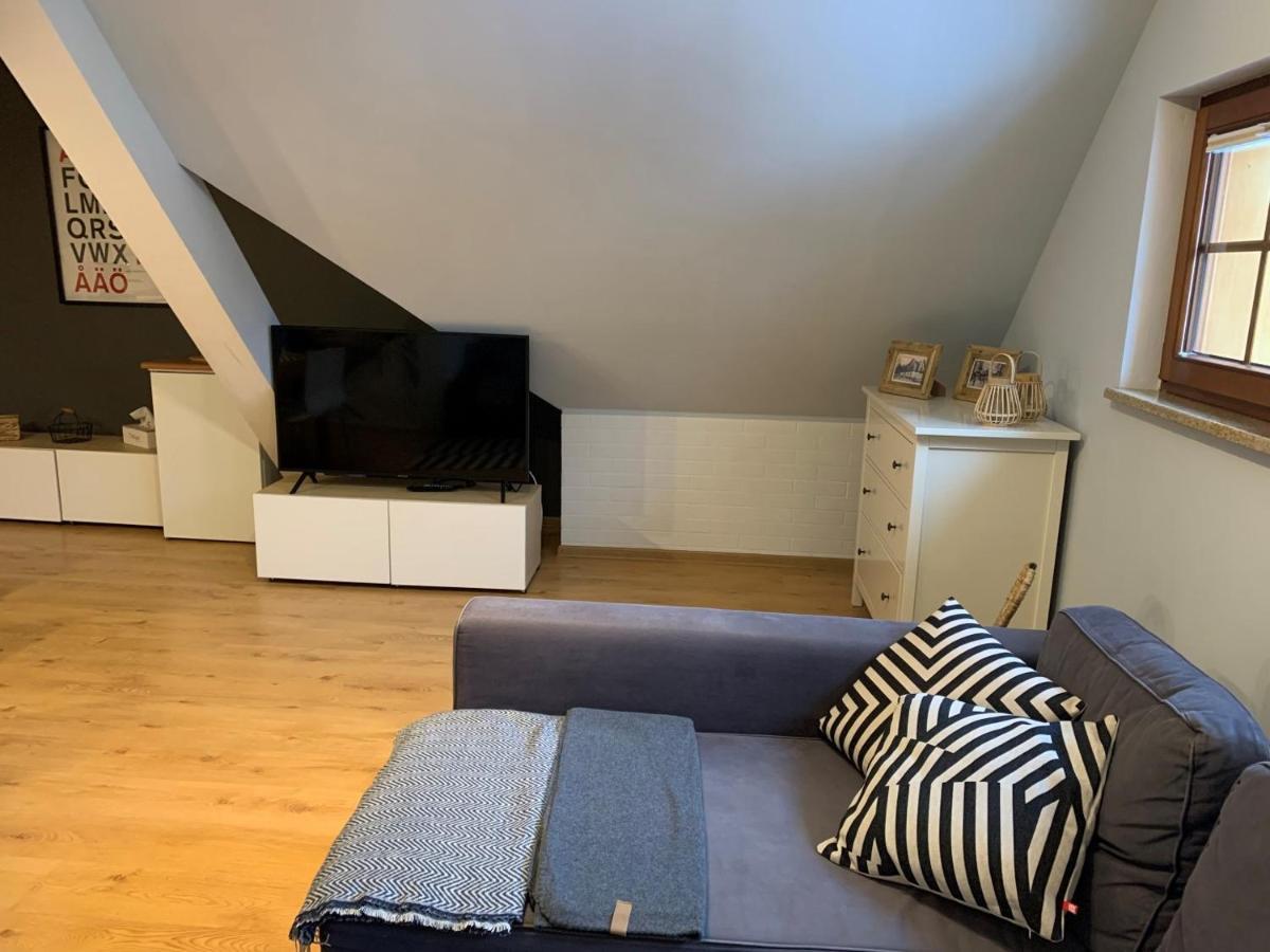 4 I 45 W Willi Jozefina Apartment